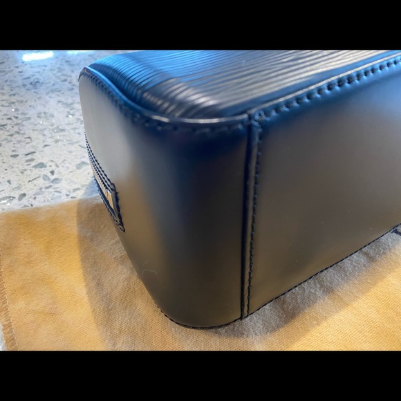 AUTHENTIC 💯 VINTAGE LV🖤 - Picture 5 of 8